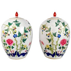 1950s Pair of Oriental Urns with Flower Decorations