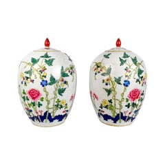 Vintage 1950s, Pair of Oriental Urns with Flower Decorations