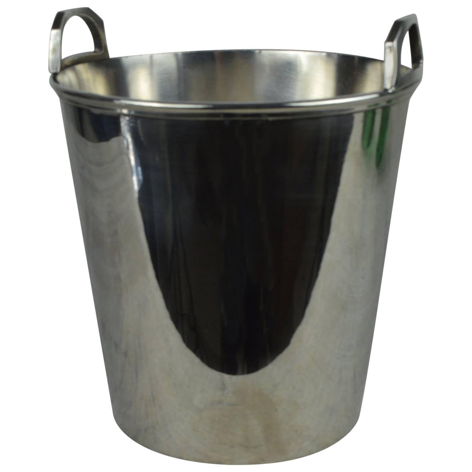 Vintage Art Deco Style Silver Plated Ice Bucket.