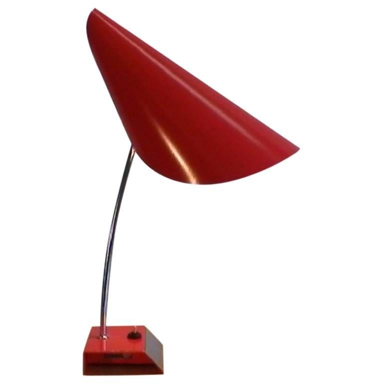 Lampe de bureau rouge du milieu du siècle dernier, Josef Hurka, années 1950