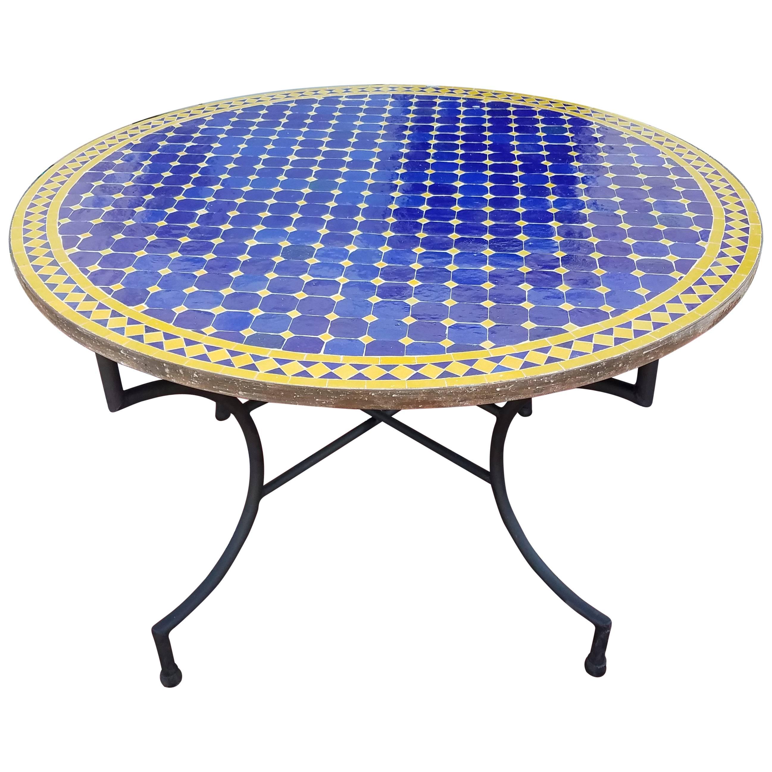 Round Moroccan Mosaic Table, Blue / Yellow For Sale