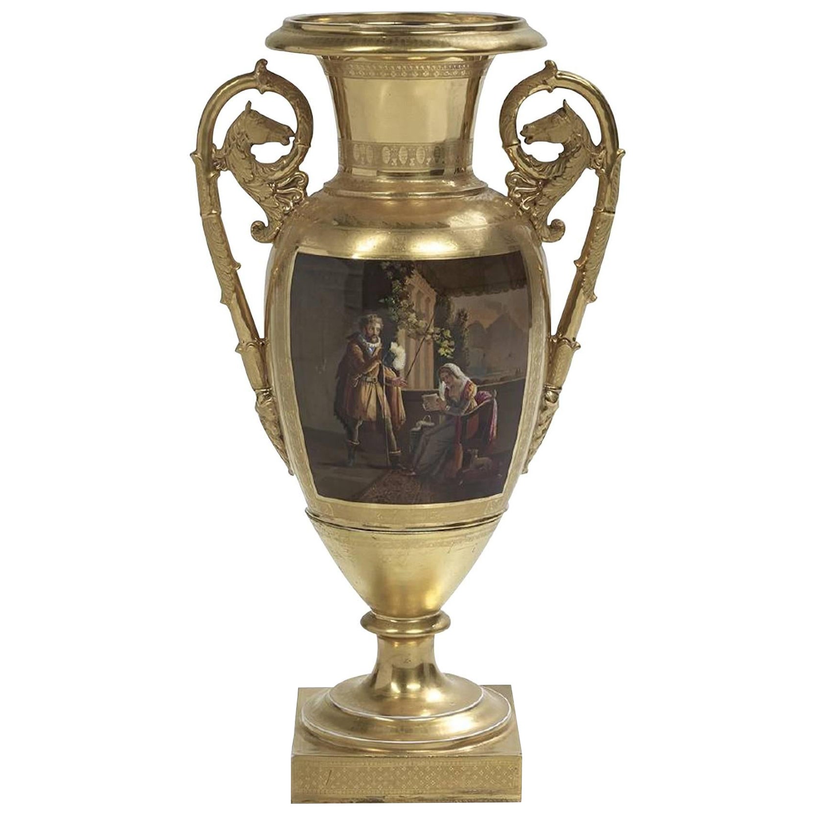 Vase en porcelaine de Paris doré et peint, France vers 1815 en vente