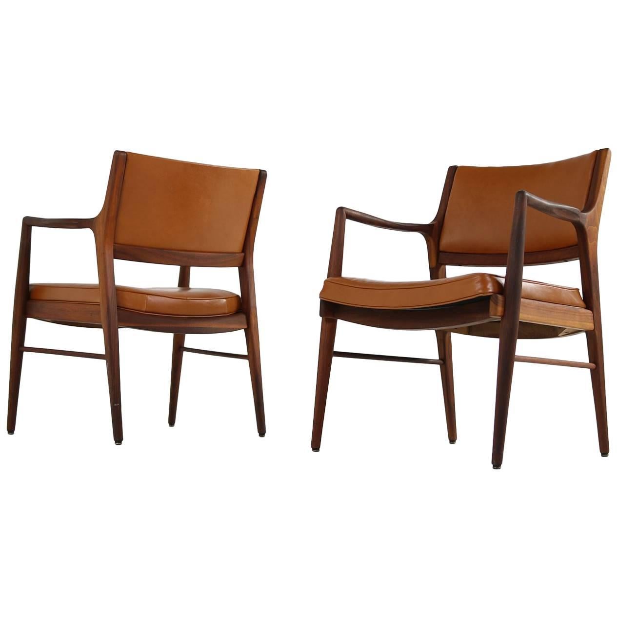 Pair of 1960s Solid American Walnut & Cognac Leather Lounge Chairs, MI 1961 U.S.