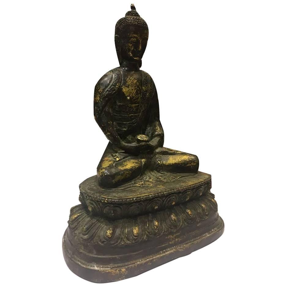 Mid-20th Century, Medicine Buddha Statue on Lotus Base For Sale
