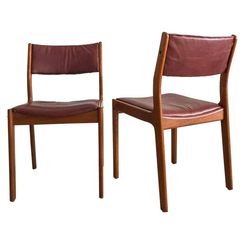 Pair of Midcentury Teak and Genuine Cognac Leather Dining Chairs