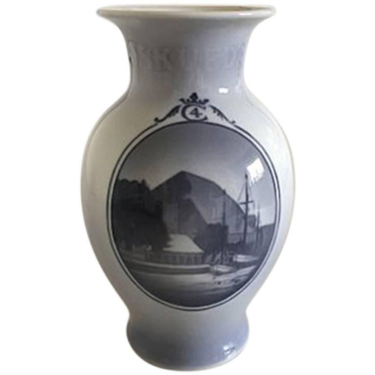 Royal Copenhagen Rundskue Vase, 1929 For Sale