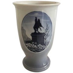 Royal Copenhagen 1932 Rundskue Vase
