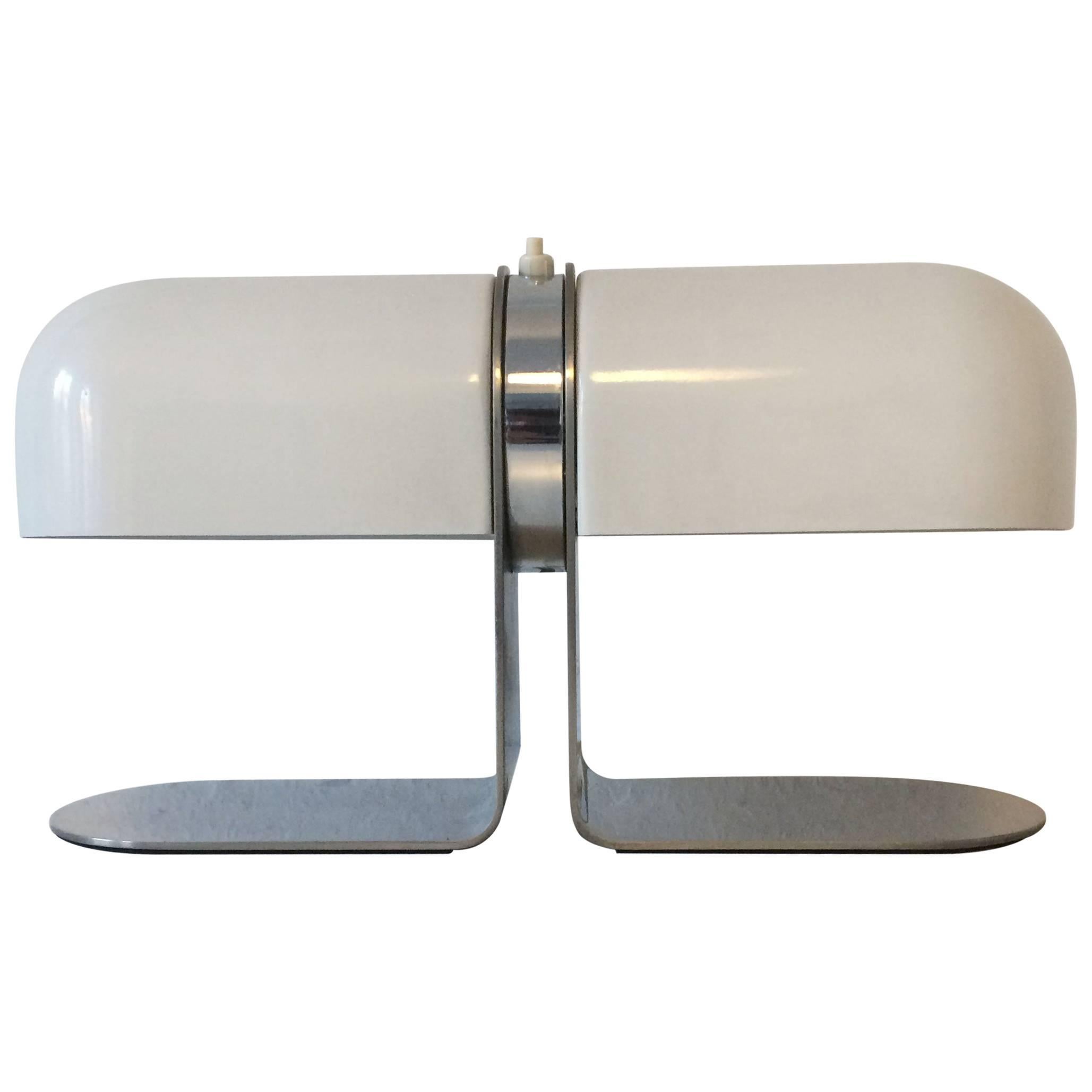Rare lampe de table ou lampe de bureau moderne du milieu du siècle dernier par Andre Ricard pour Metalarte en vente
