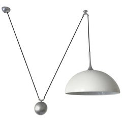 Counterweight Pendant Lamp by Florian Schulz