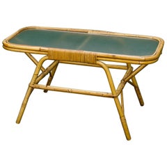 Table basse rectangulaire en rotin et bambou tortue avec plateau en verre dépoli