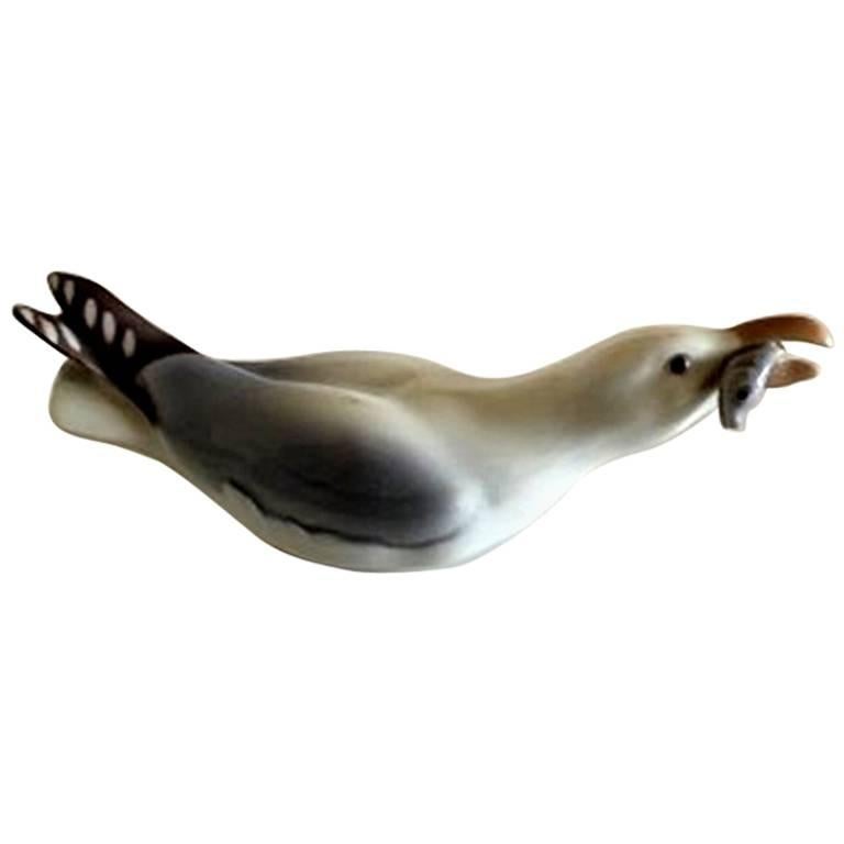 Bing & Grondahl Figurine Seagull with Fish #1808 For Sale