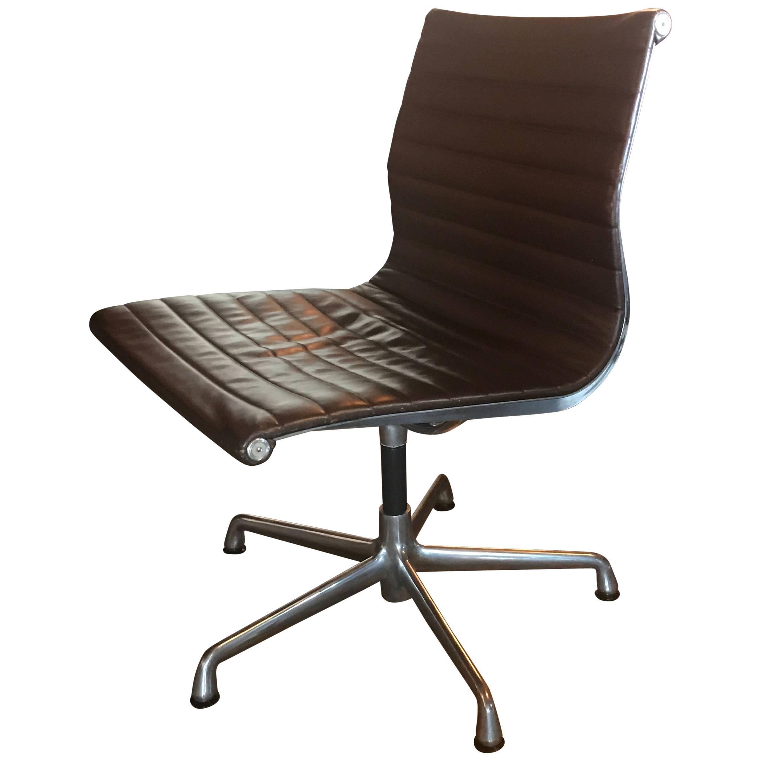 Eames Office Swivel Aluminum Group Leather Chair Herman Miller