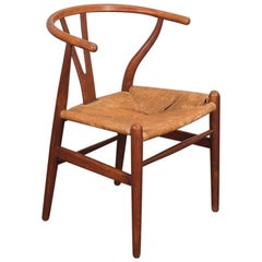 Hans J. Wegner CH-24 Wishbone Chair