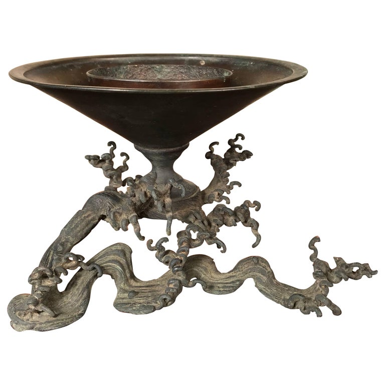 Japan "Wave Pattern" Antique Caste Bronze Ikebana Vase, 19th Century at 1stDibs ikebana vase japan