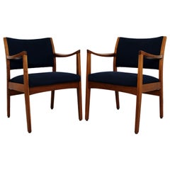 Mid-Century Modern Pair of Walnut Armchairs by Johnson 1960s in Jens Risom Style