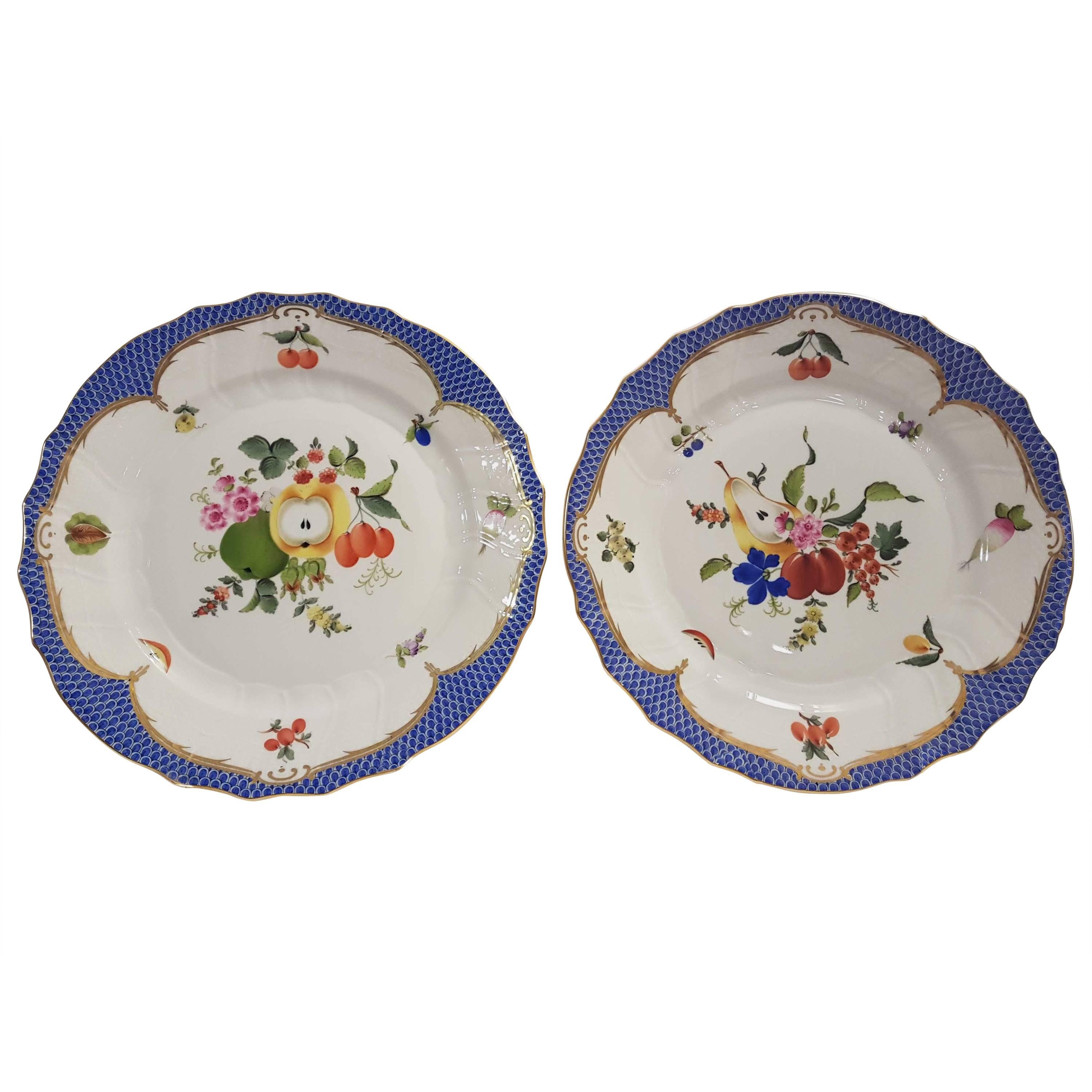 Herend Hand-Painted Porcelain Pair of Decorative Dishes