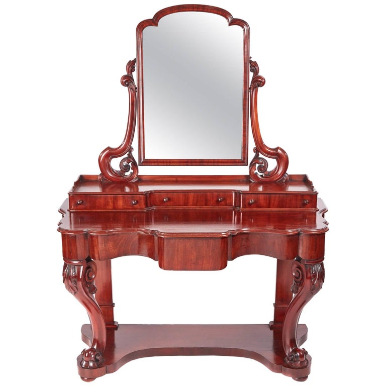 Quality Antique Victorian Mahogany Dressing Table For At 1stdibs Quality Antique Victorian Mahogany Dressing Table For