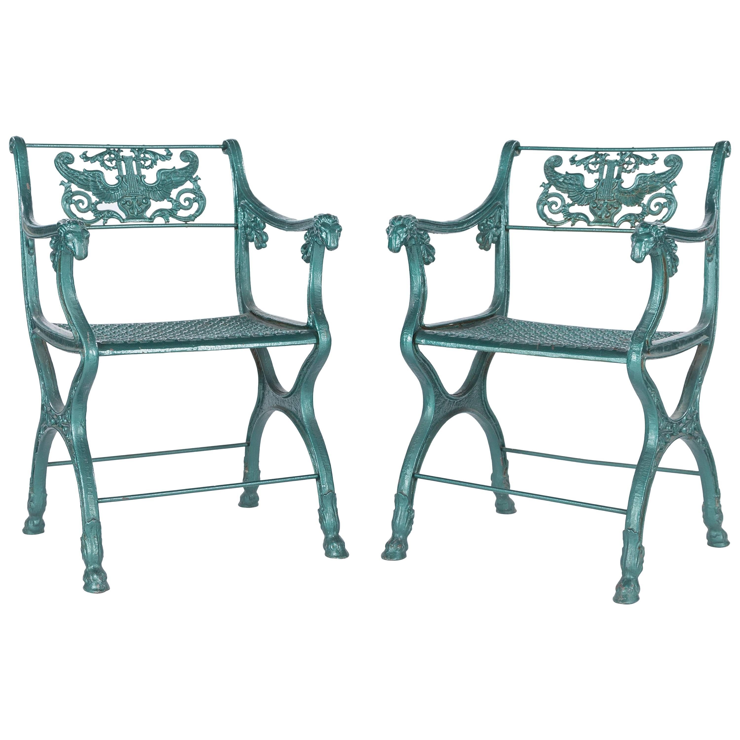 Pair of Classic Roman-Style English Cast Iron Garden Chairs, 19th Century For Sale