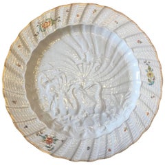 assiette de service du 18ème siècle en porcelaine de Meissen en forme de cygne