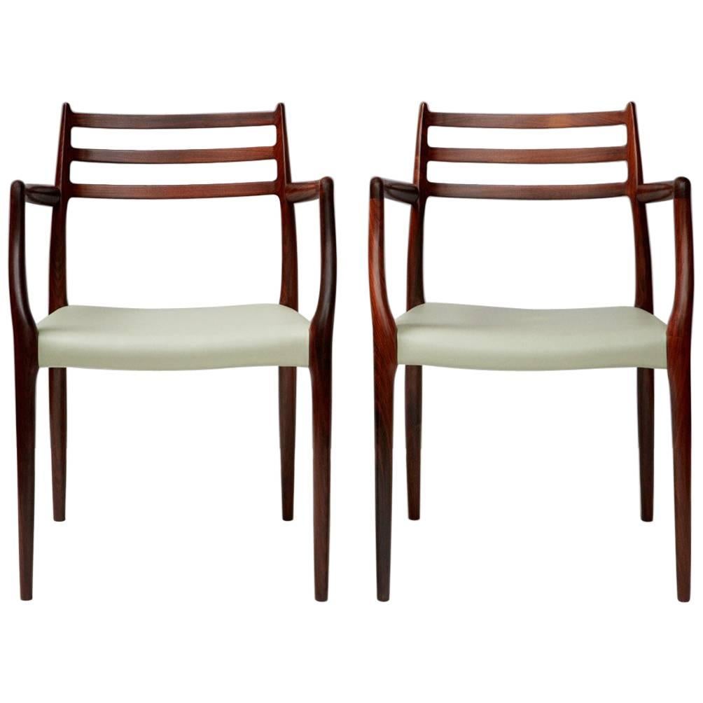Pair of Model 62 Chairs by Niels Moller