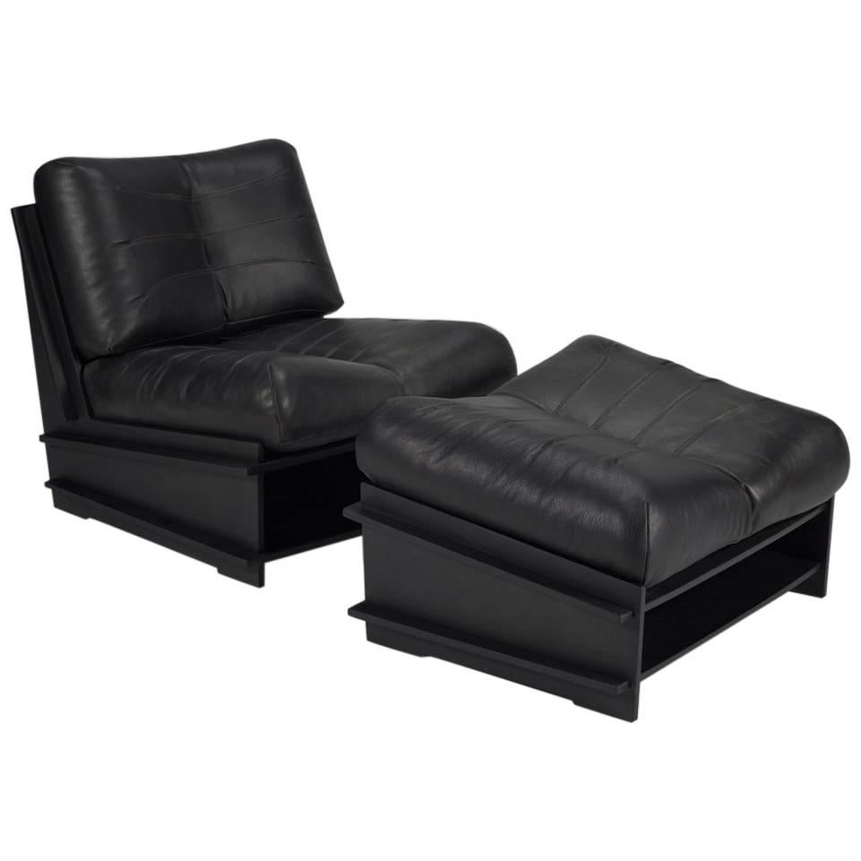 100xbtr Contemporary DB Chair with Ottoman in Black Leather and Paperstone Base For Sale