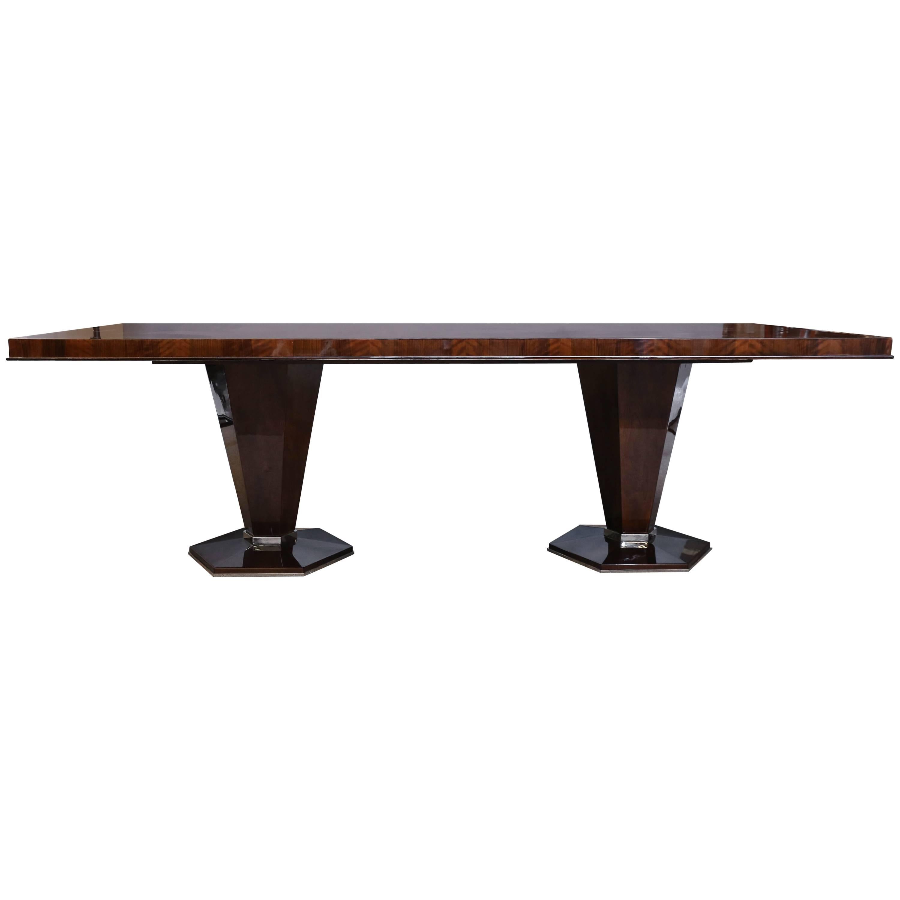 French Rectangular Art Deco Dinning Room Table in Walnut
