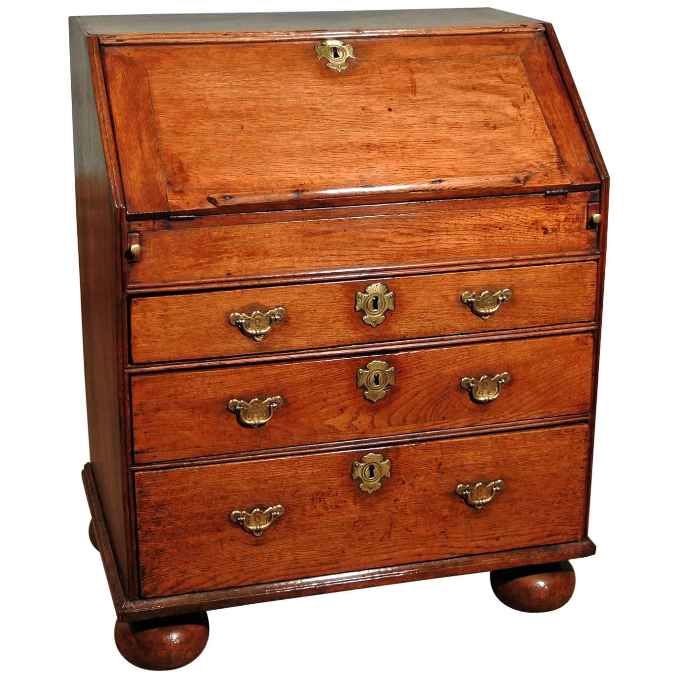 Charming Small Queen Anne Oak Bureau, circa 1705 For Sale