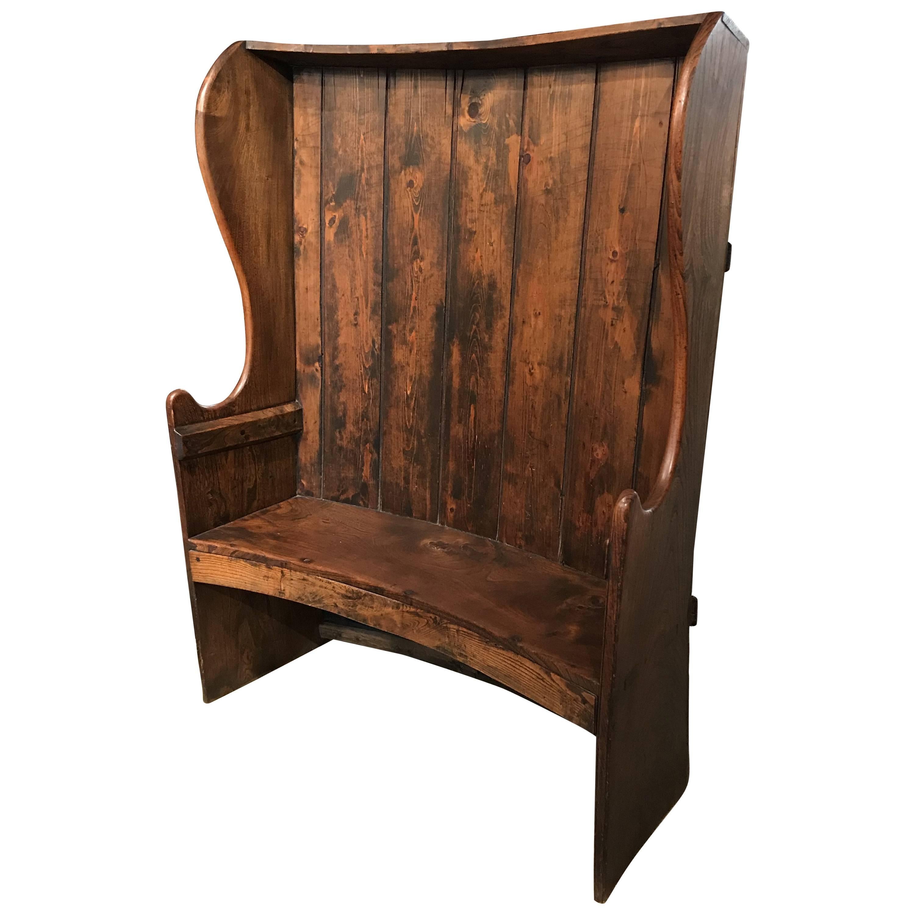 19th Century Georgian Elmwood and Pine Curved Settle