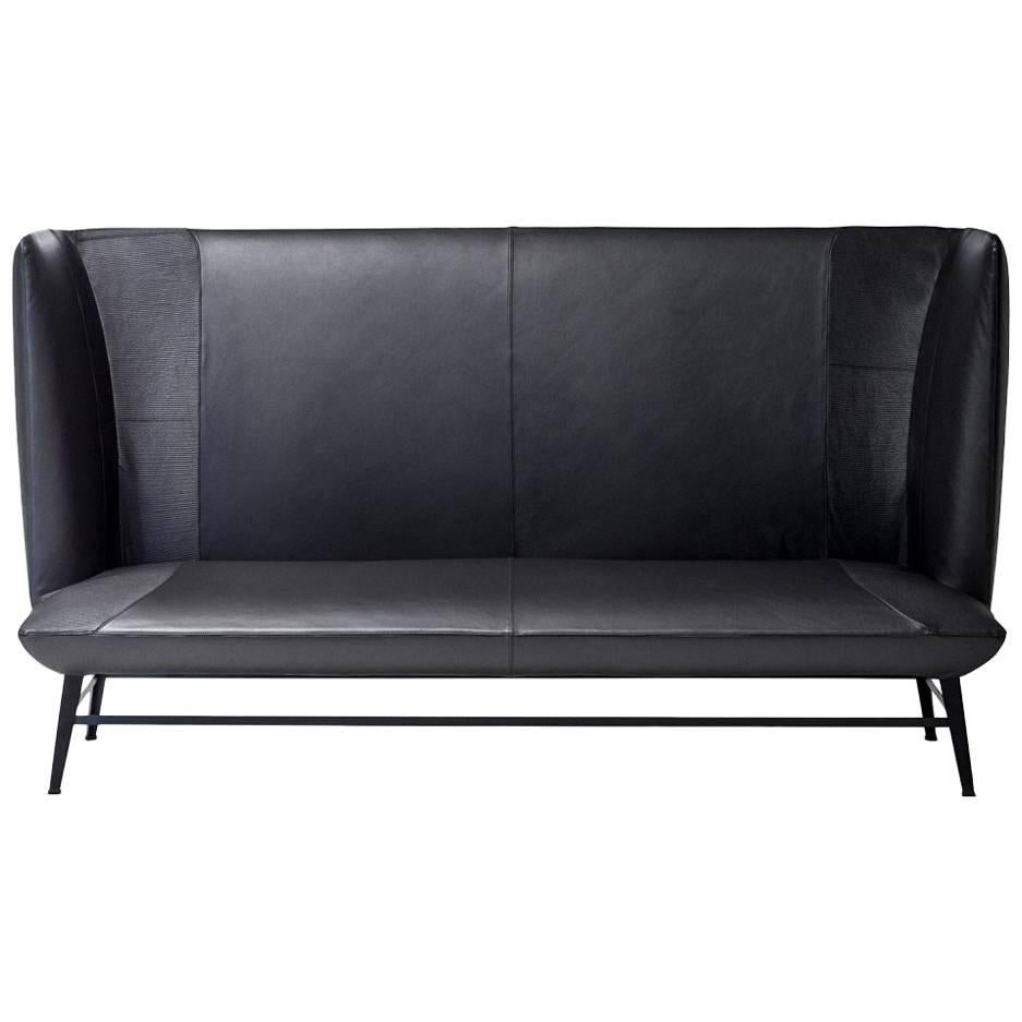 ""Gimme Shelter" Dreisitziges besticktes Leder-Sofa mit Deckel von Moroso für Diesel