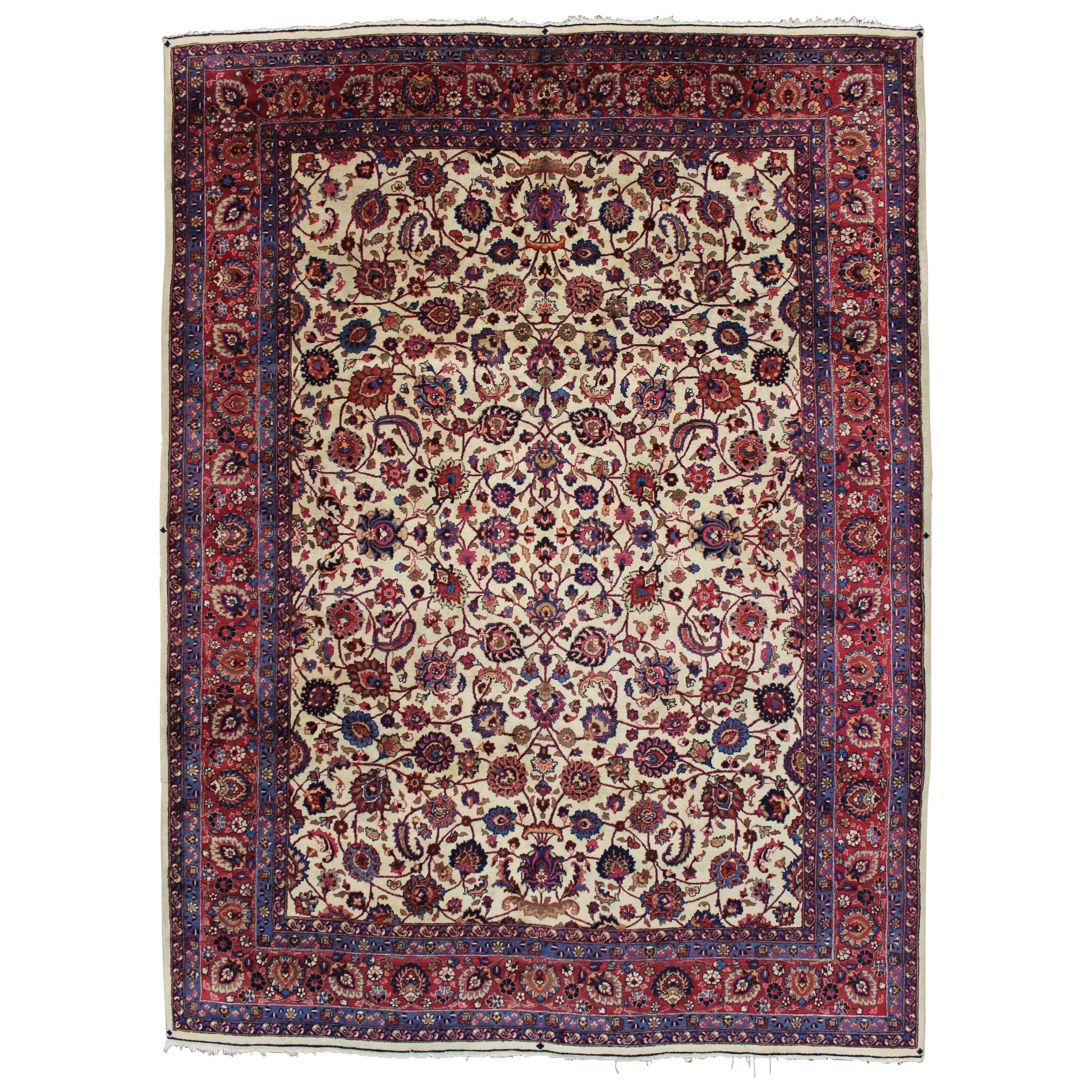 Antique Persian Mashhad Rug with Traditional Style For Sale