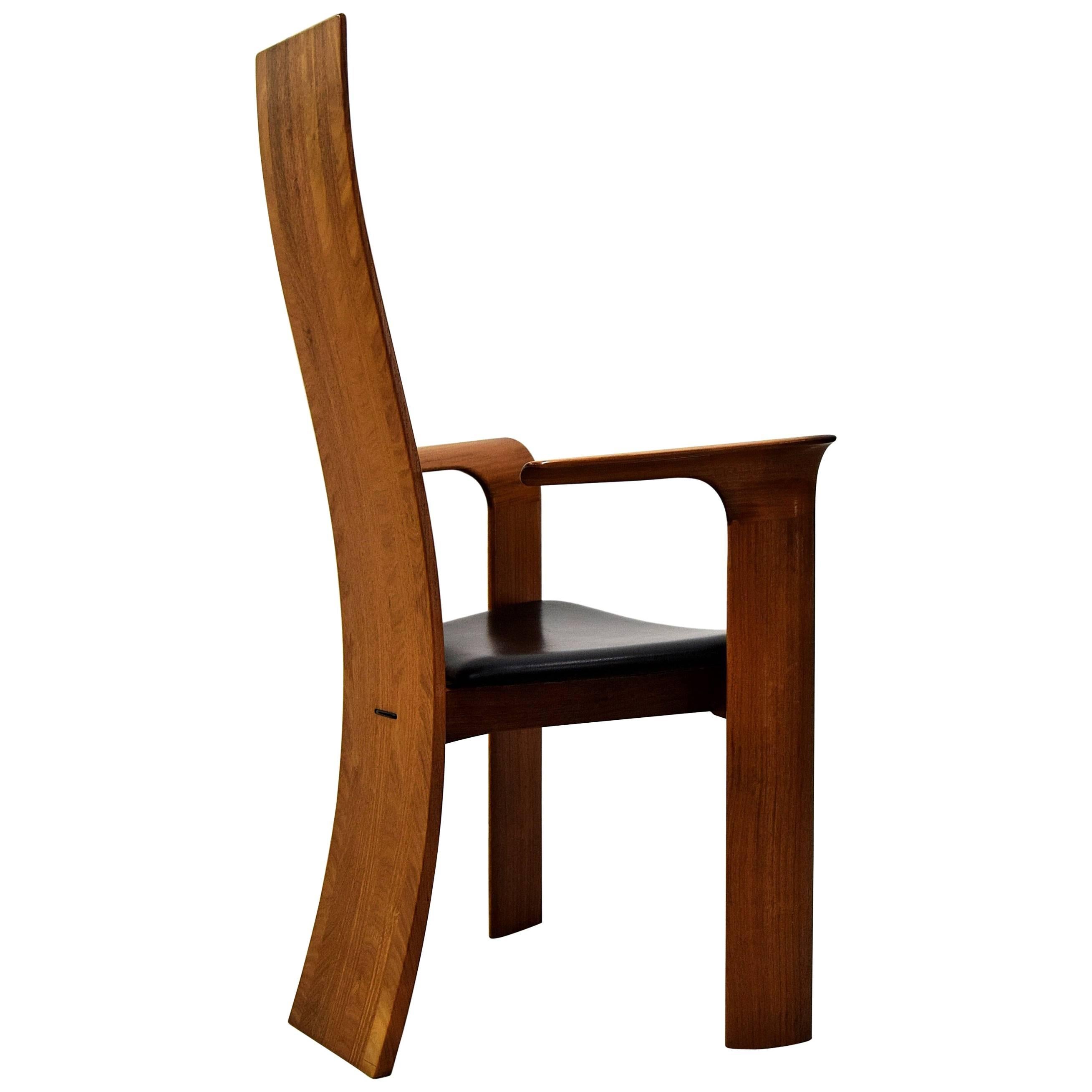 Skulpturaler Sessel aus der Mitte des Jahrhunderts im Angebot