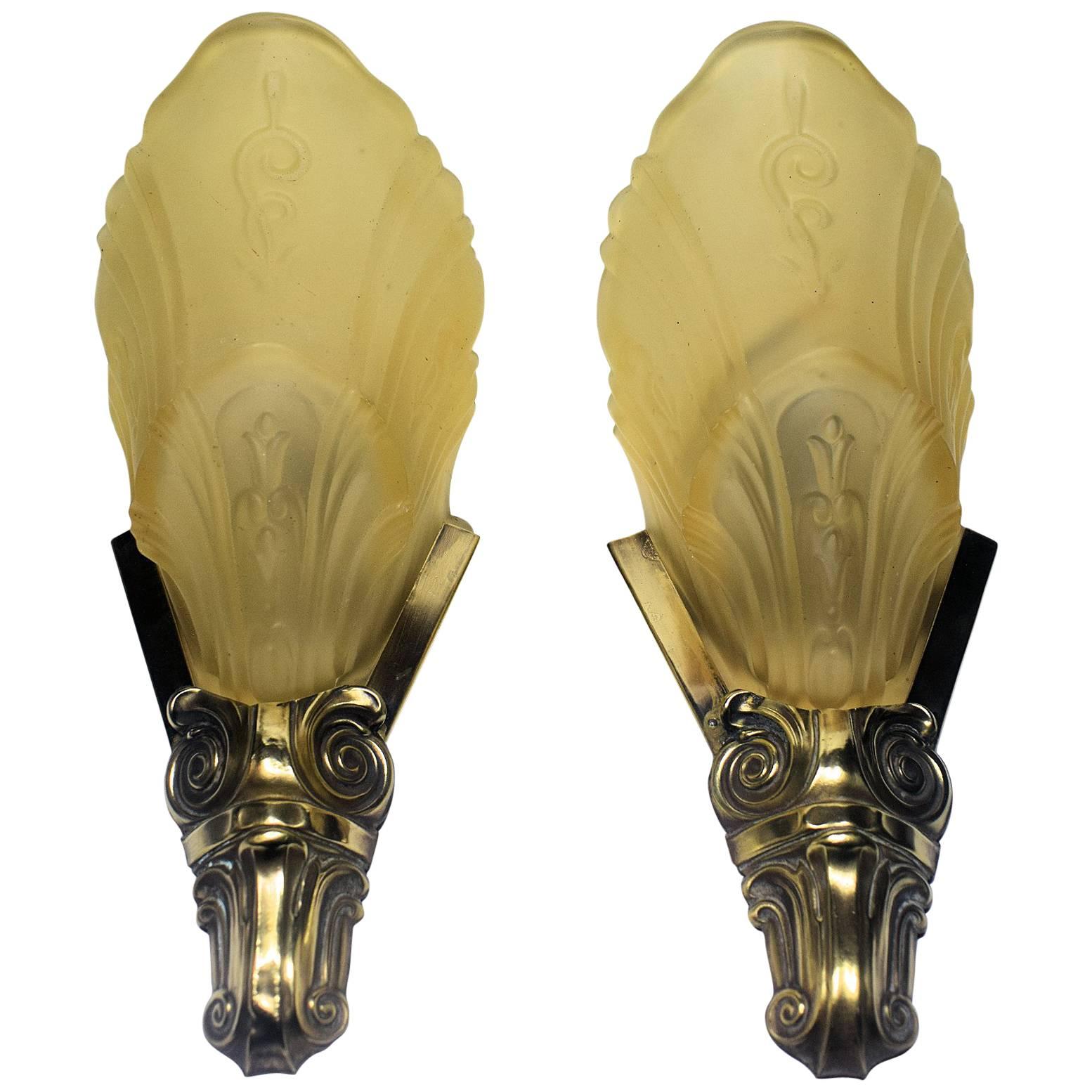 French Art Deco Pair of Wall Light Sconces
