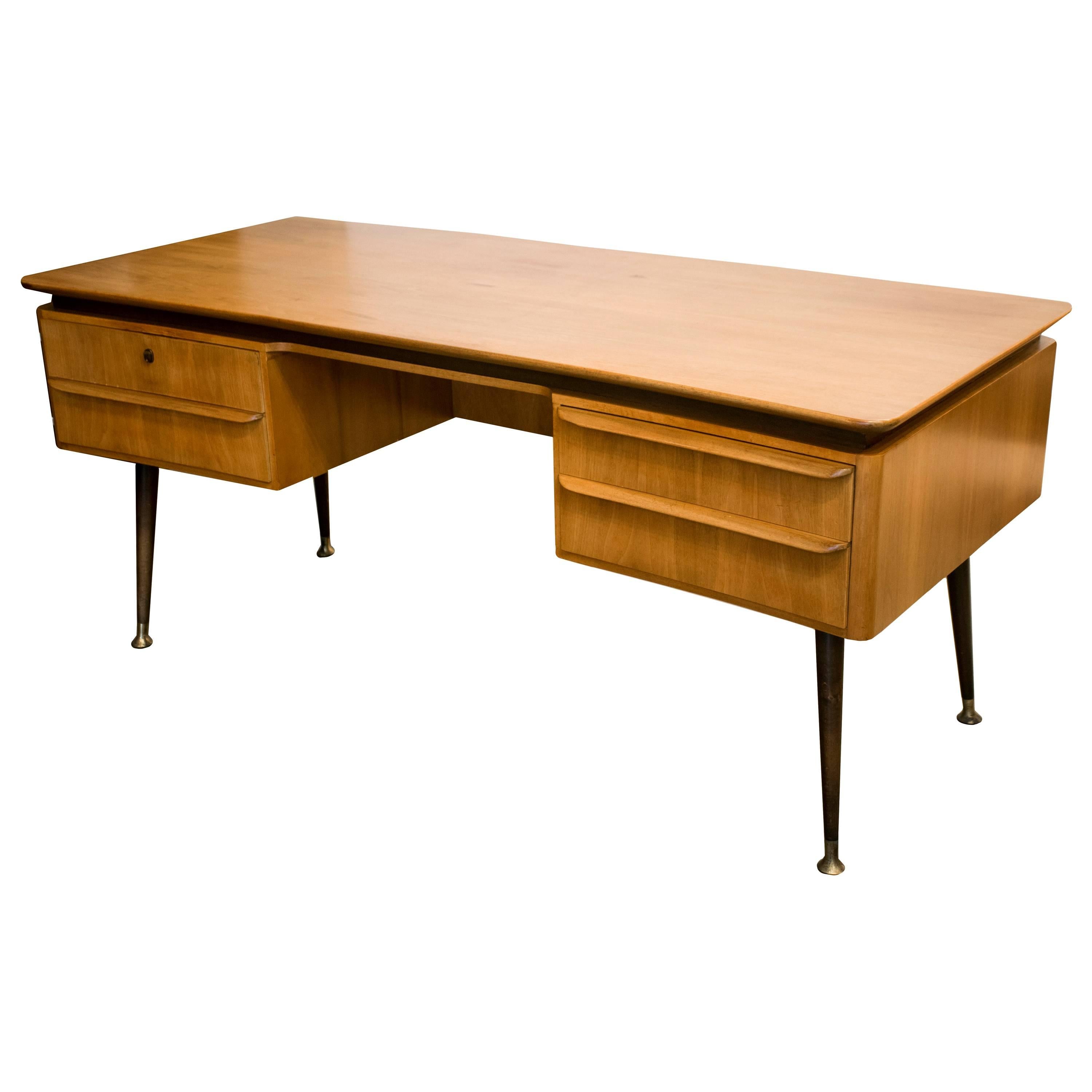 Italian Midcentury Desk in the Manner of Gio Ponti at 1stDibs student