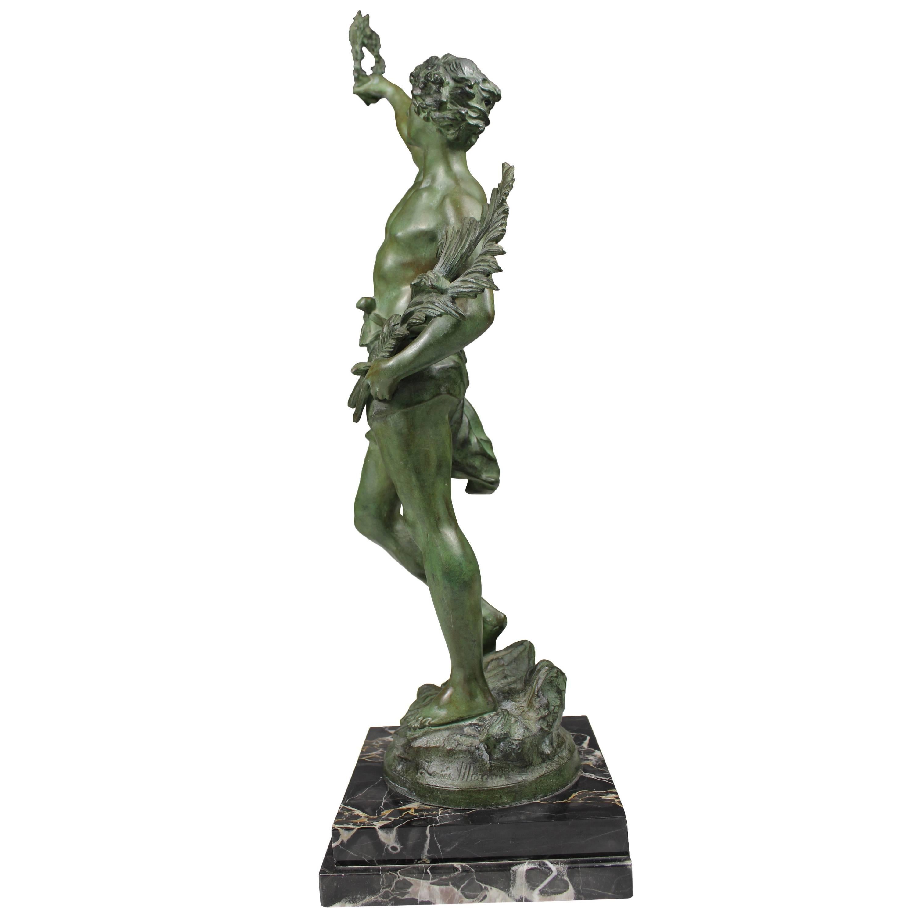 French Louis Moreau Statue in Bronze and Marble Le Triomphe, 1910s For Sale