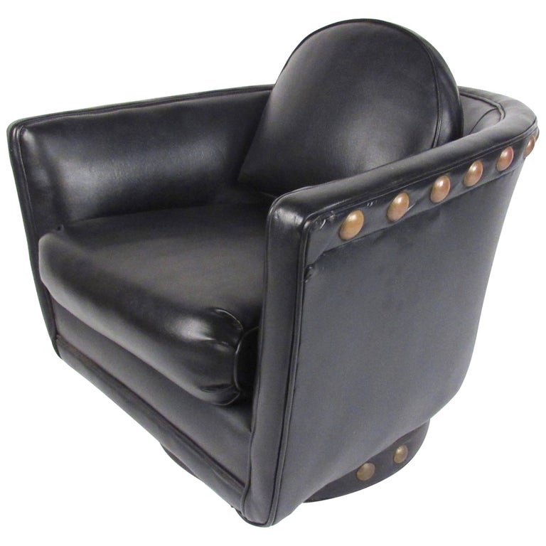 Vintage Modern Swivel Club Chair For Sale at 1stDibs