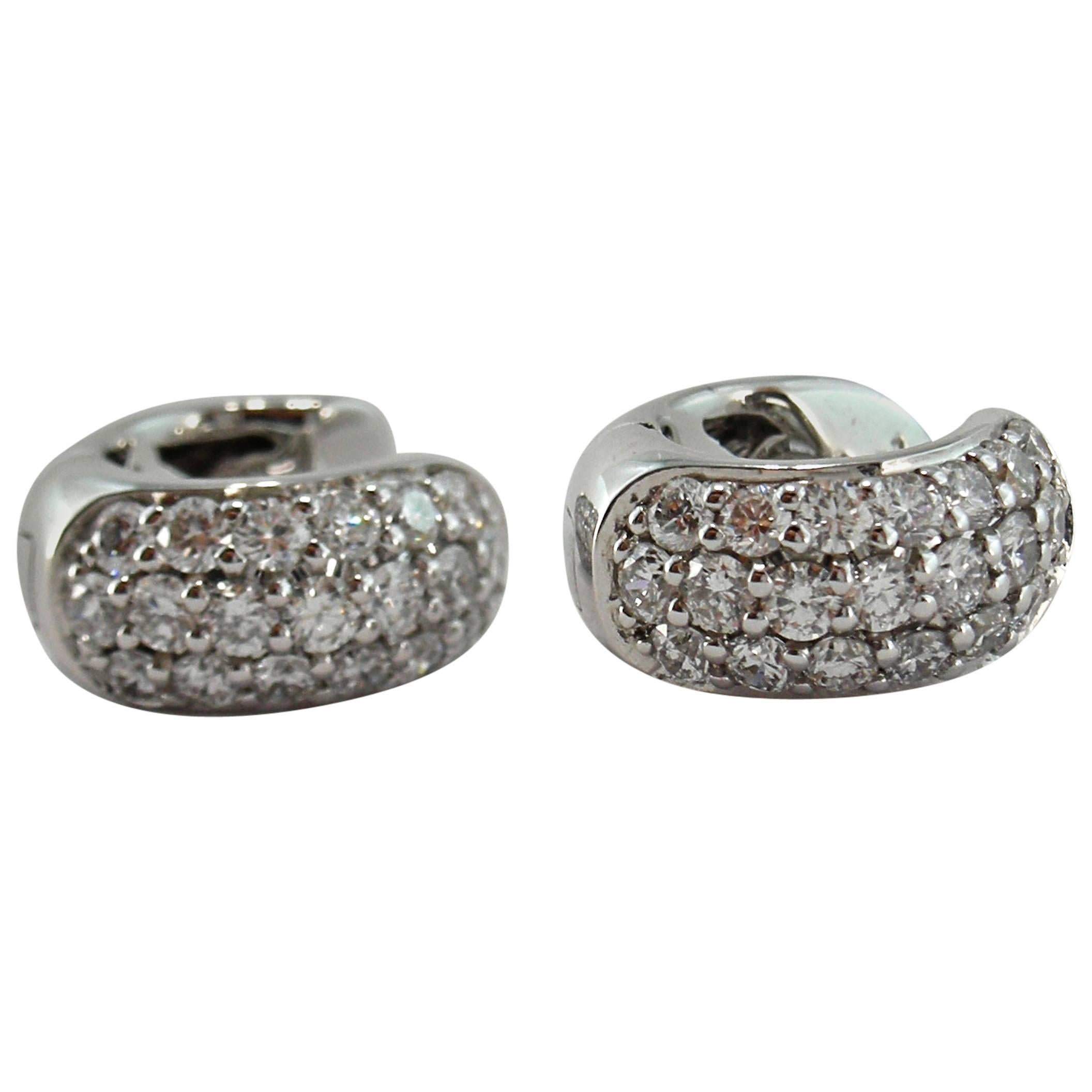 Jona White Diamond Pavé 18 Karat White Gold Small Hoop Earrings