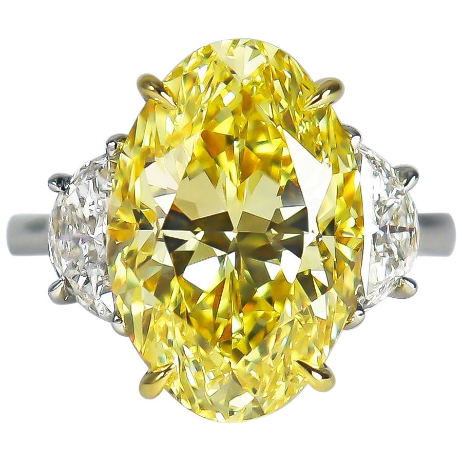 Eiseman 8.01 Carat Fancy Yellow Diamond 2.80 carats Accented Three