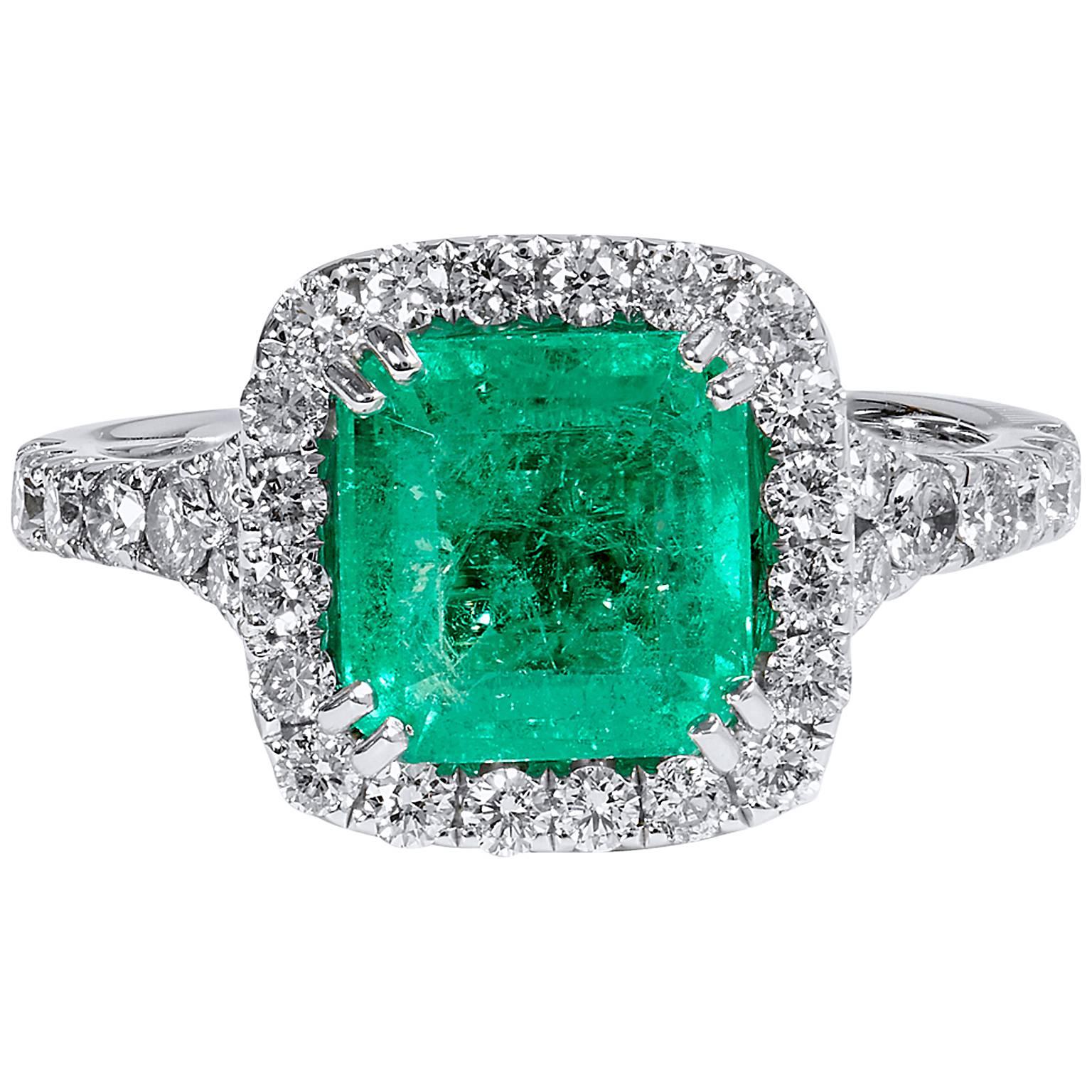 1.92 Carat Colombian Emerald Diamond Gold Cocktail Ring 