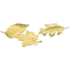 Tiffany & Co. Vintage Set of 3 Leaf Brooches in 18 Karat Gold