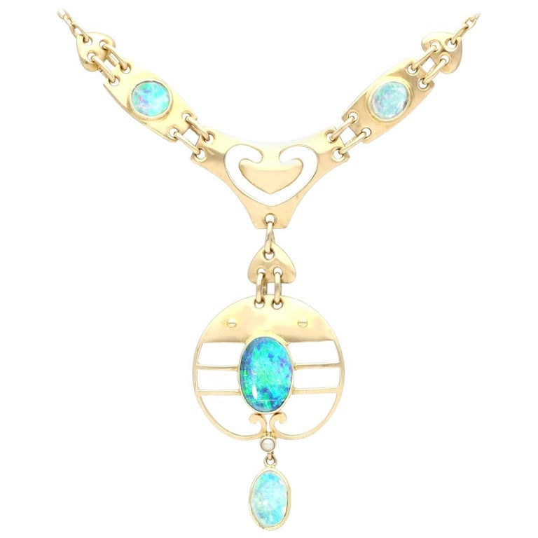 2.62 Carat Opal and Yellow Gold Necklace by Murrle Bennet & Co, Circa 1900 For Sale
