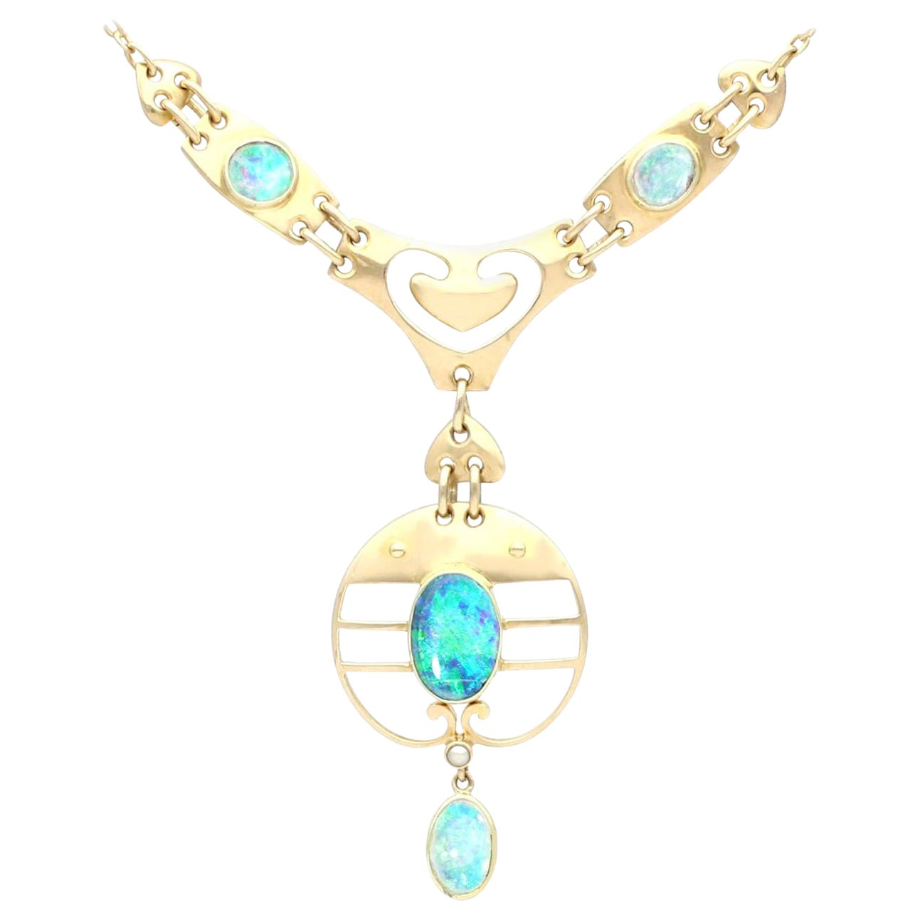 Art Nouveau 2.62 Carat Opal and Yellow Gold Necklace