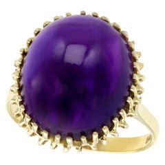 Vintage 16.13 Carat Cabochon Cut Amethyst and Yellow Gold Cocktail Ring