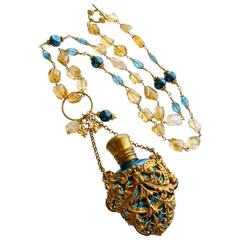 Collier bouteille de parfum en citrine, pépite d'apatite et cartouche de chattle en apatite