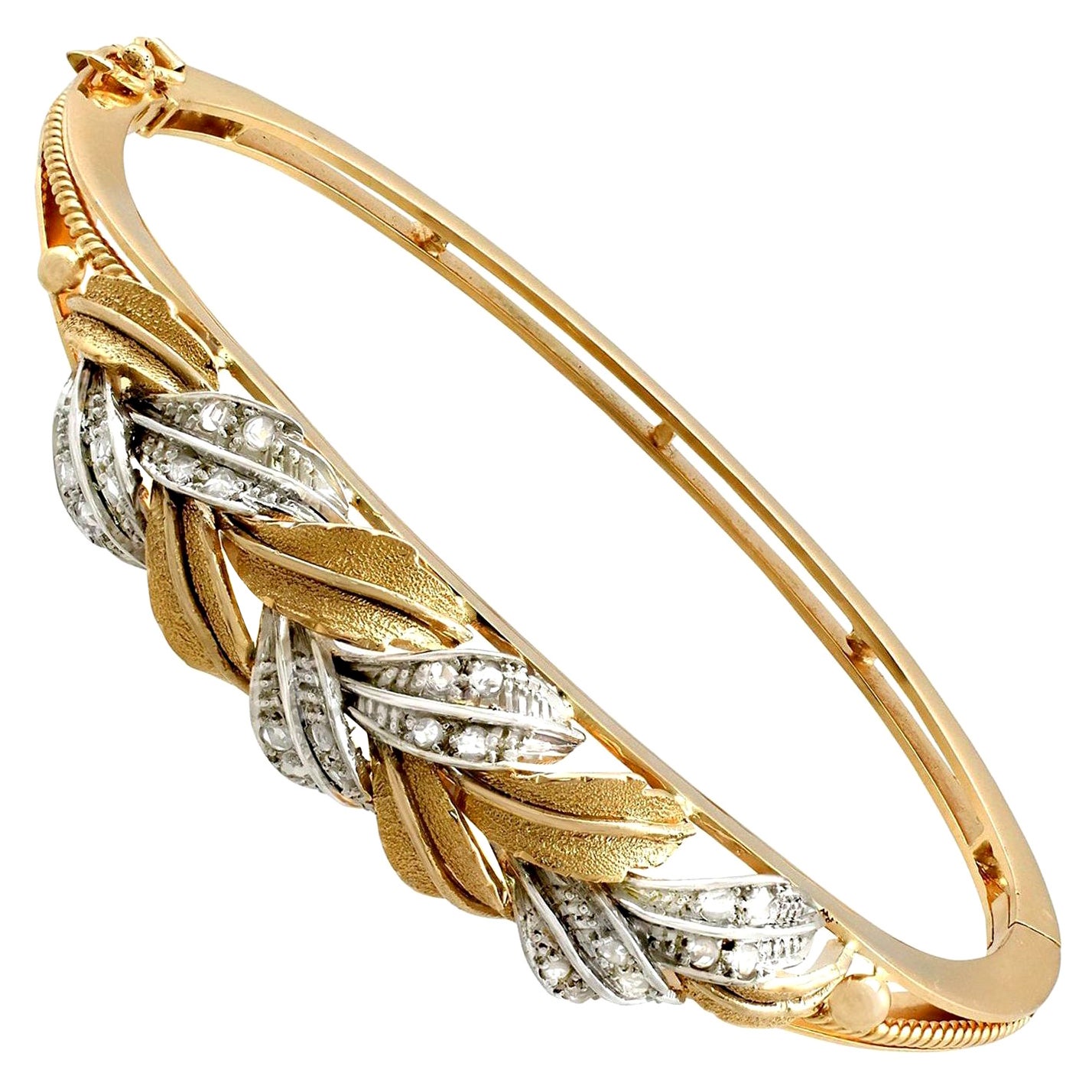 Set of Diamond and Gold Bangles For Sale at 1stDibs