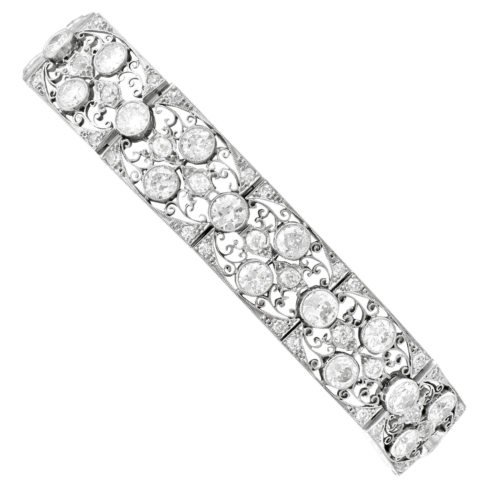 Antique 1920s French Import 15.80 Carat Diamond and Platinum Bracelet For Sale
