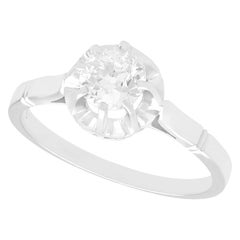 Französischer Solitär-Verlobungsring aus Diamant und Platin aus den 1920er Jahren