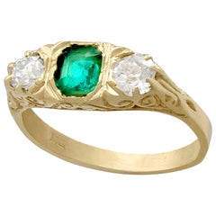1910s Antique Emerald Diamond Yellow Gold Cocktail Ring