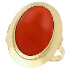 Vintage 1940s 5.75 Carat Cabochon Cut Red Coral and Yellow Gold Ring