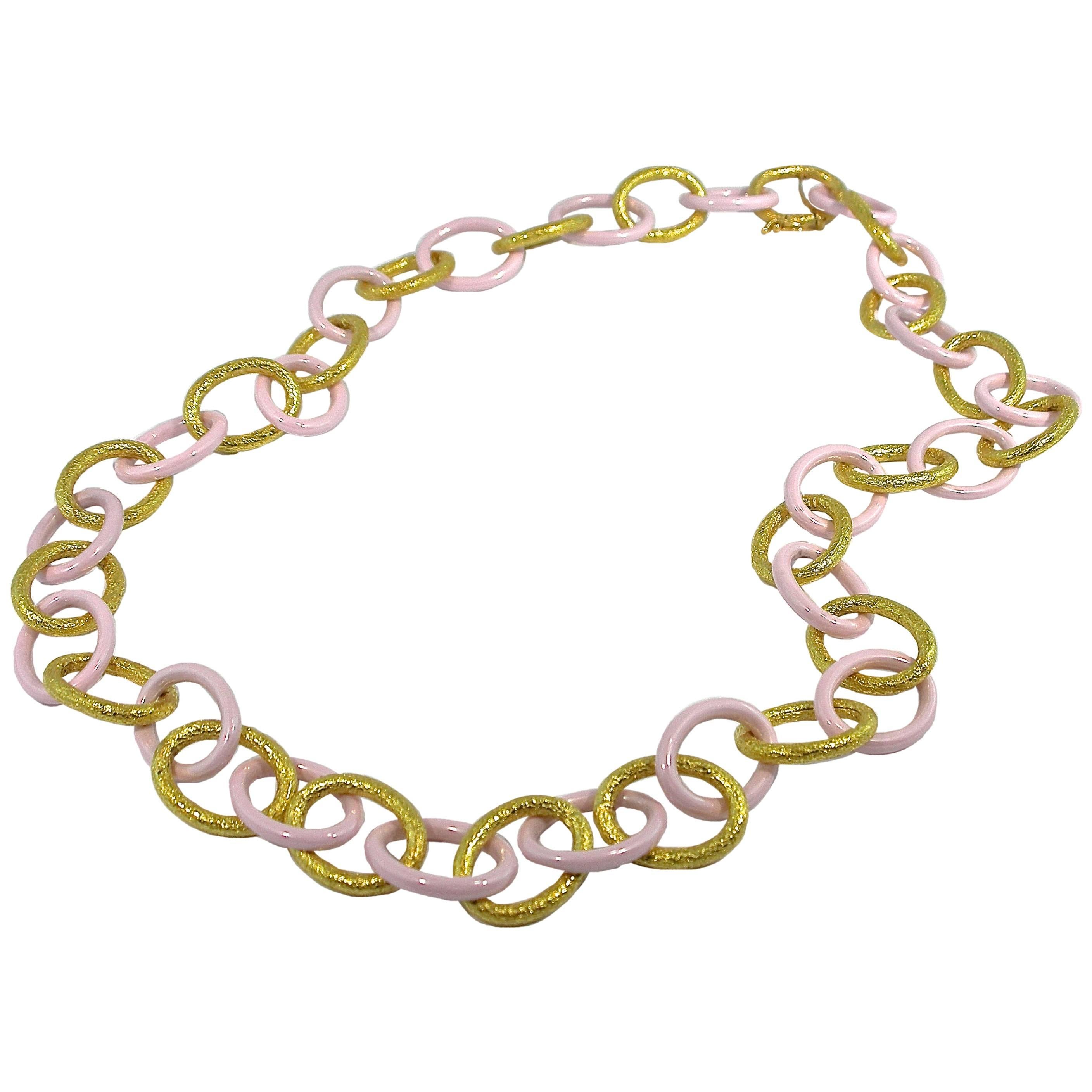 Jona High-Tech Pink Ceramic Gold Link Necklace