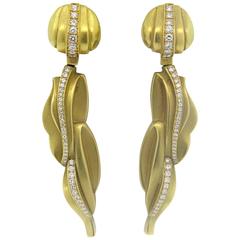 Retro 1980s Kieselstein Cord Diamond Gold Grape Vine Long Earrings 